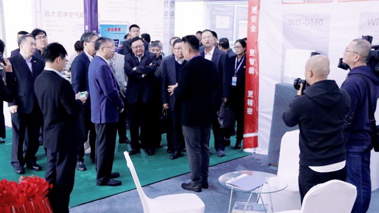 微信图片_20171013115247_副本.jpg